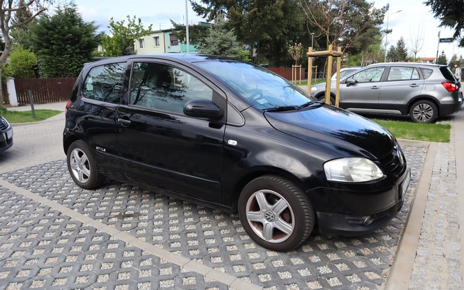 Volkswagen Fox cena 8800 przebieg: 121104, rok produkcji 2010 z Poznań małe 46